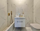 Eladó családi ház Tolna 99 000 000 Ft