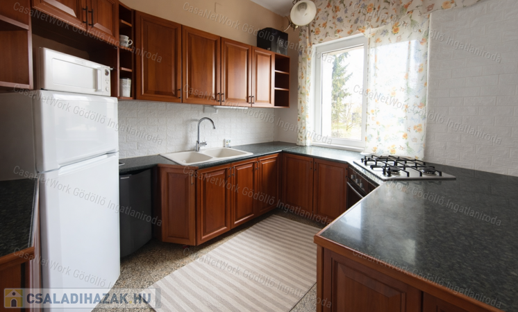 Egy telek-két lehetőség!!!!                                 