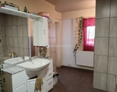 Eladó családi ház Ceglédbercel 64 900 000 Ft