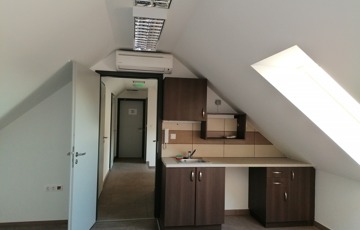 Kiadó iroda/üzlethelyiség