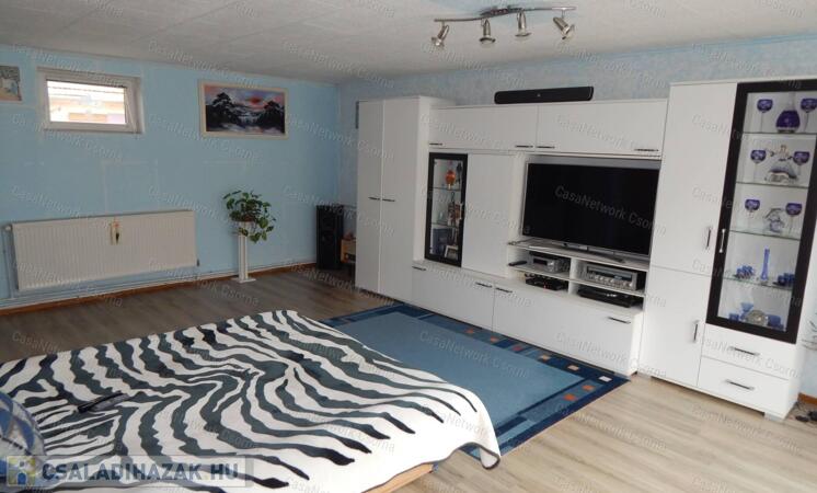 Csak költözni kell.                                 