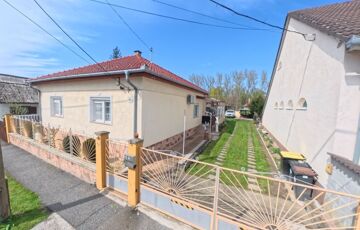 Eladó családi ház