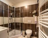 Eladó iroda/üzlethelyiség Győr 339 000 000 Ft