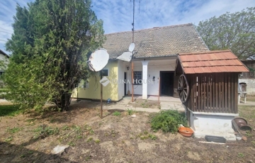 Eladó családi ház