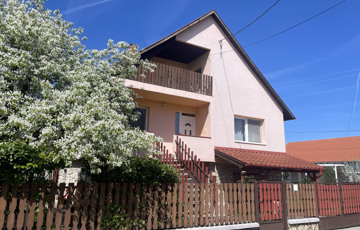 Eladó családi ház