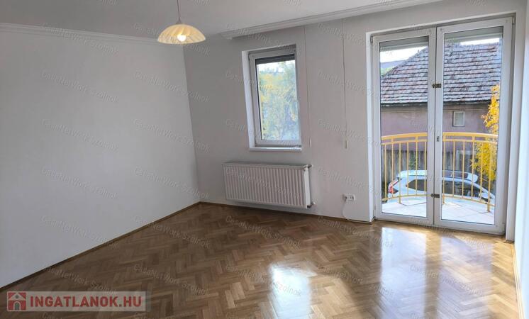 Szolnoki belvárosi 57 m2-es lakás kiadó!