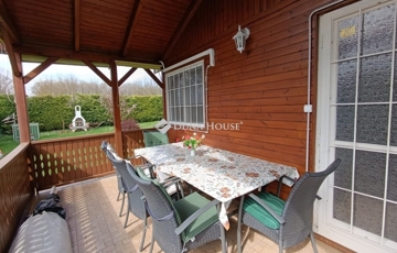 Eladó üdülő/nyaraló