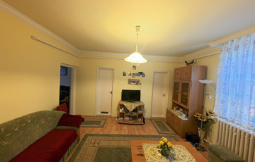 Eladó családi ház