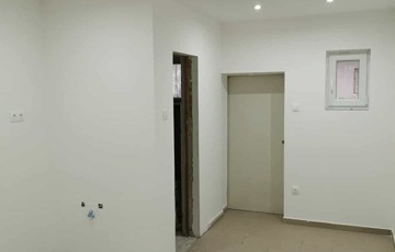 Eladó iroda/üzlethelyiség