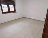 Eladó új építésű, 3 szobás, nagy teraszos sorházi lakás