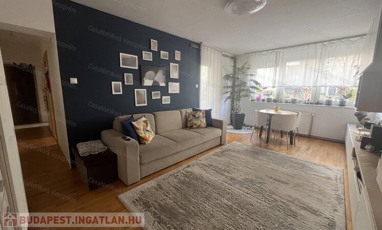 Eladó 64 m²-es földszinti lakás Veszprém, Cholnokyvárosban!                                 