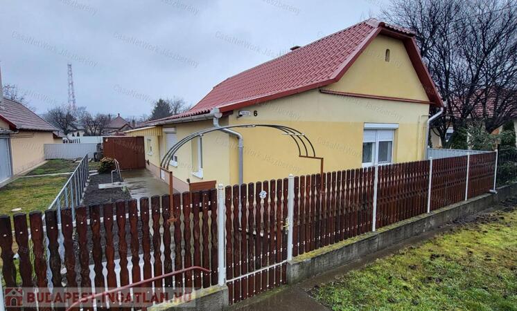 Eladó családi ház Jászapátin                                 