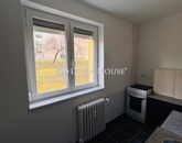 Eladó lakás Komló 24 500 000 Ft