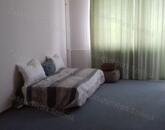 Szolnokon a Bajcsy Zs úton 2 szobás lakás kiadó!