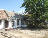 Eladó iroda/üzlethelyiség Veszprém 580 000 000 Ft