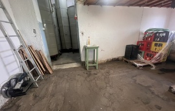 Eladó ipari ingatlan