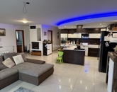 Eladó családi ház Kozármisleny 134 900 000 Ft