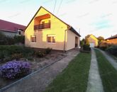 Eladó családi ház Vácrátót 119 500 000 Ft