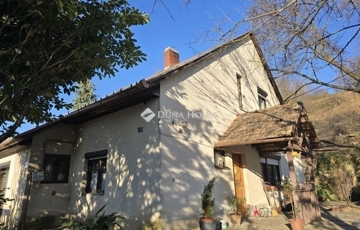 Eladó családi ház