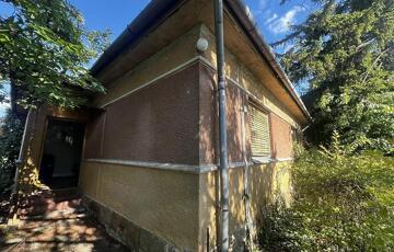 Eladó családi ház