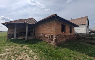 Eladó családi ház