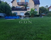 Eladó iroda/üzlethelyiség Csömör 289 000 000 Ft