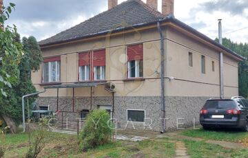 Eladó családi ház