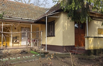 Eladó családi ház
