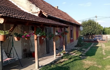 Eladó családi ház