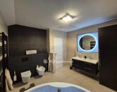 Eladó családi ház Solymár 223 000 000 Ft