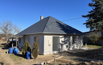 Eladó családi ház