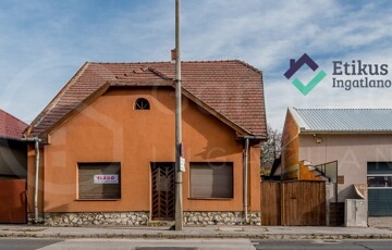 Eladó családi ház