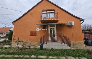 Eladó családi ház