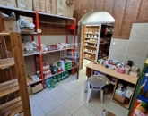 Eladó iroda/üzlethelyiség Székesfehérvár 74 000 000 Ft