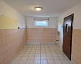 Hevesvezekényen, 95 nm-es, 3 szobás, felújítandó családi ház eladó