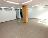 Eladó iroda/üzlethelyiség Győr 189 000 000 Ft