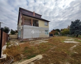 Eladó családi ház Monor 89 900 000 Ft