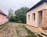 Tiszaföldváron eladó kertes családi ház!