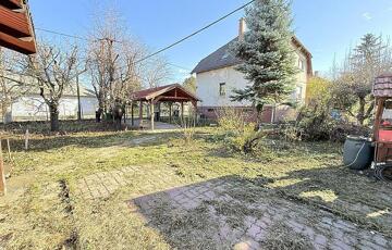 Eladó családi ház