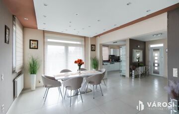 Eladó családi ház