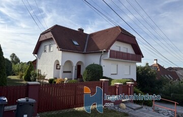 Eladó családi ház