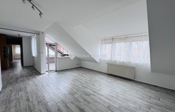 Eladó lakás