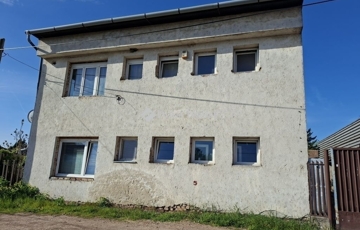 Eladó családi ház