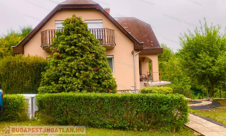 Balatoni Rész Panorámás patak parti Családi ház                                 