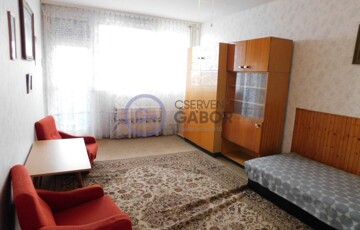 Eladó lakás