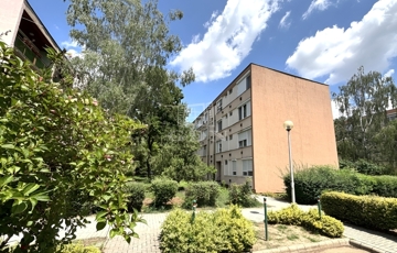 Eladó lakás