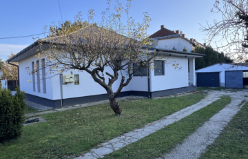 Eladó családi ház