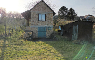 Eladó üdülő/nyaraló