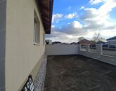 Eladó családi ház Vácrátót 99 800 000 Ft