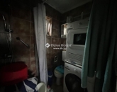 Eladó családi ház Pécs 61 500 000 Ft